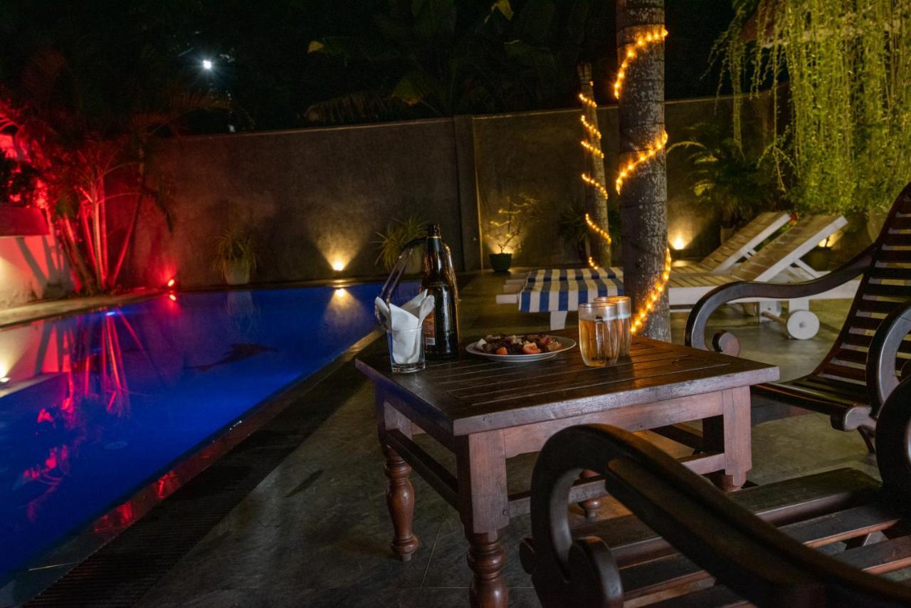Avon Villa Хиккадува Экстерьер фото