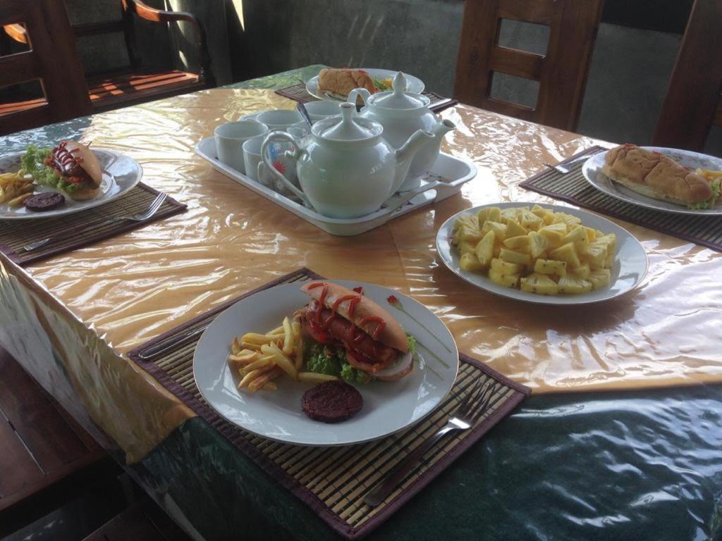 Avon Villa Хиккадува Экстерьер фото