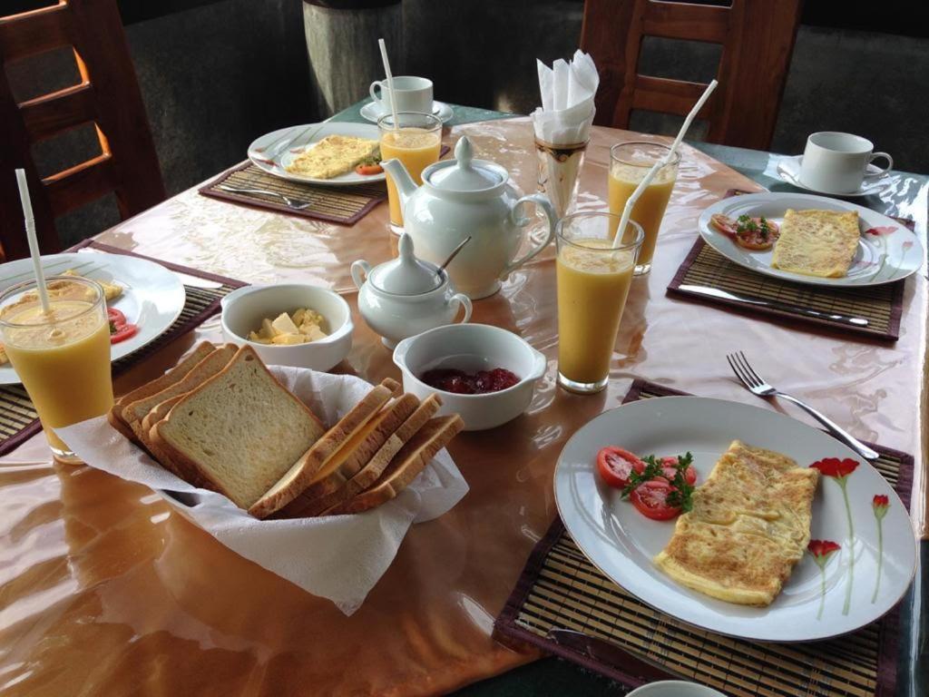 Avon Villa Хиккадува Экстерьер фото