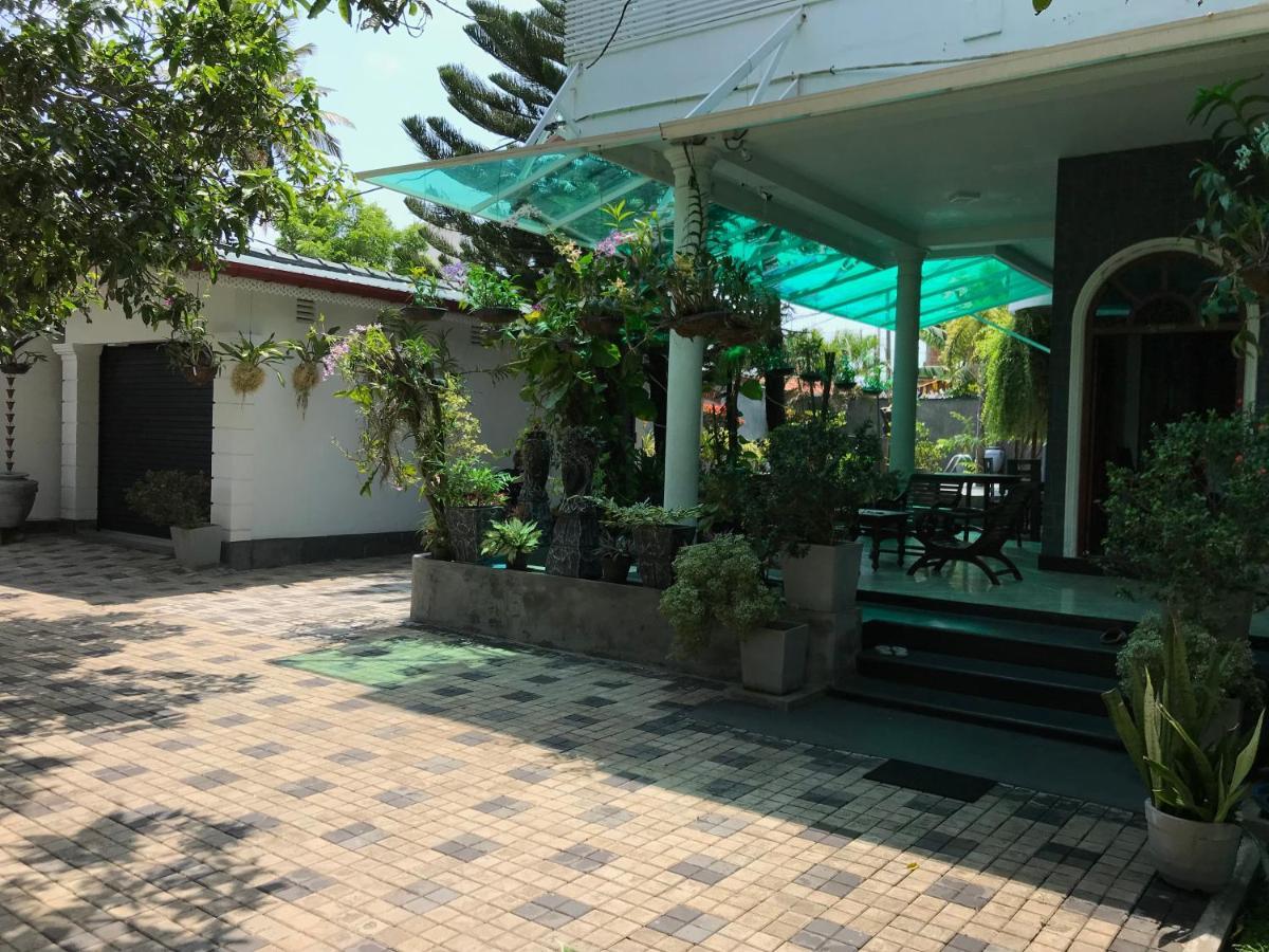 Avon Villa Хиккадува Экстерьер фото