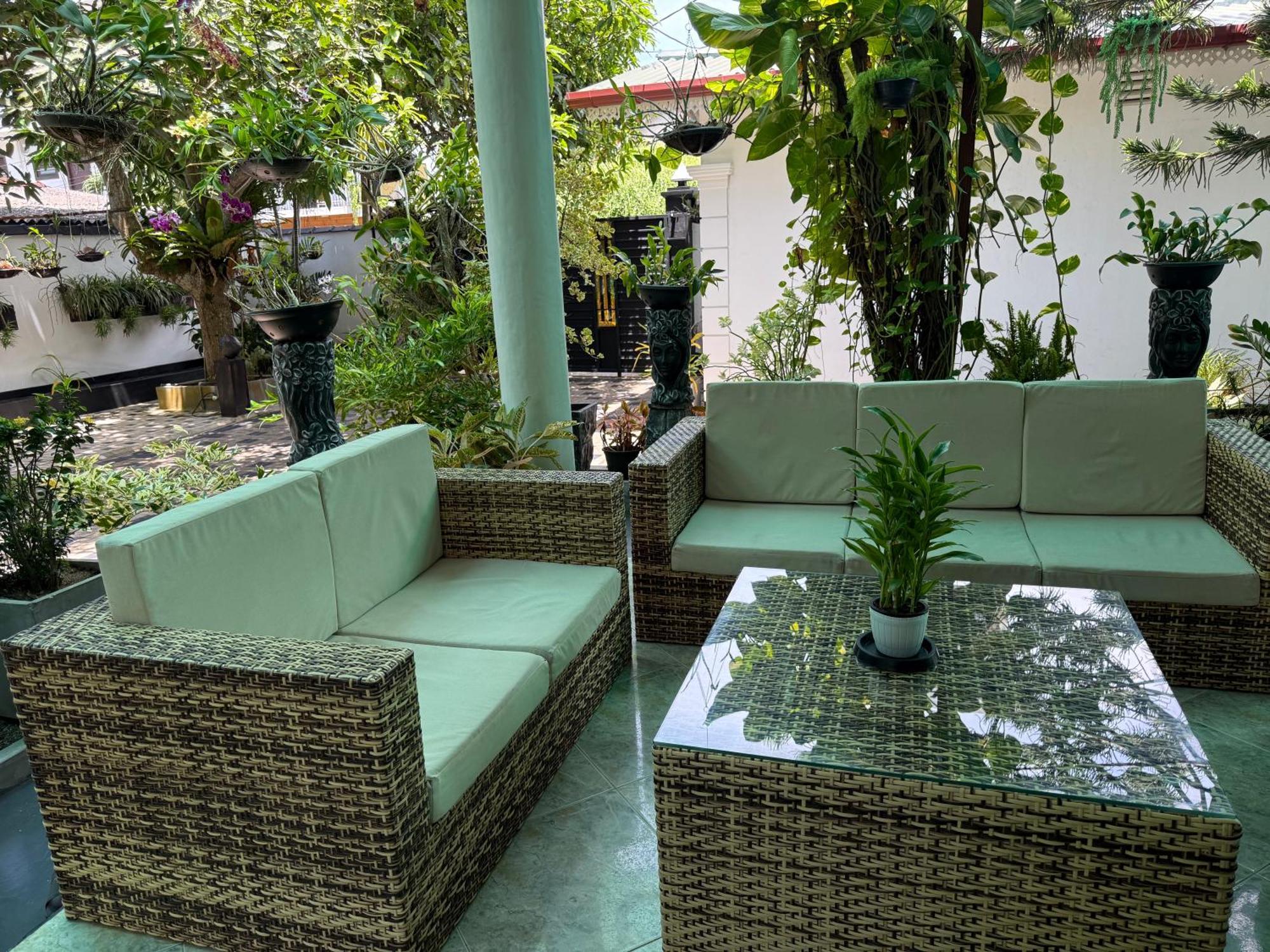 Avon Villa Хиккадува Экстерьер фото
