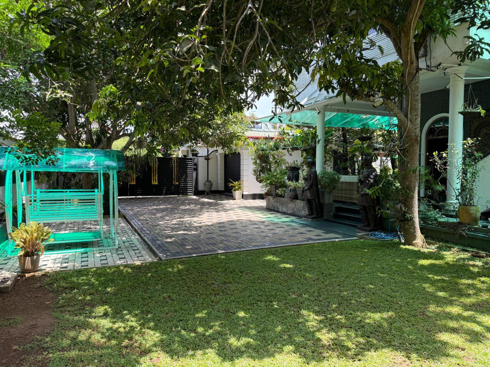 Avon Villa Хиккадува Экстерьер фото