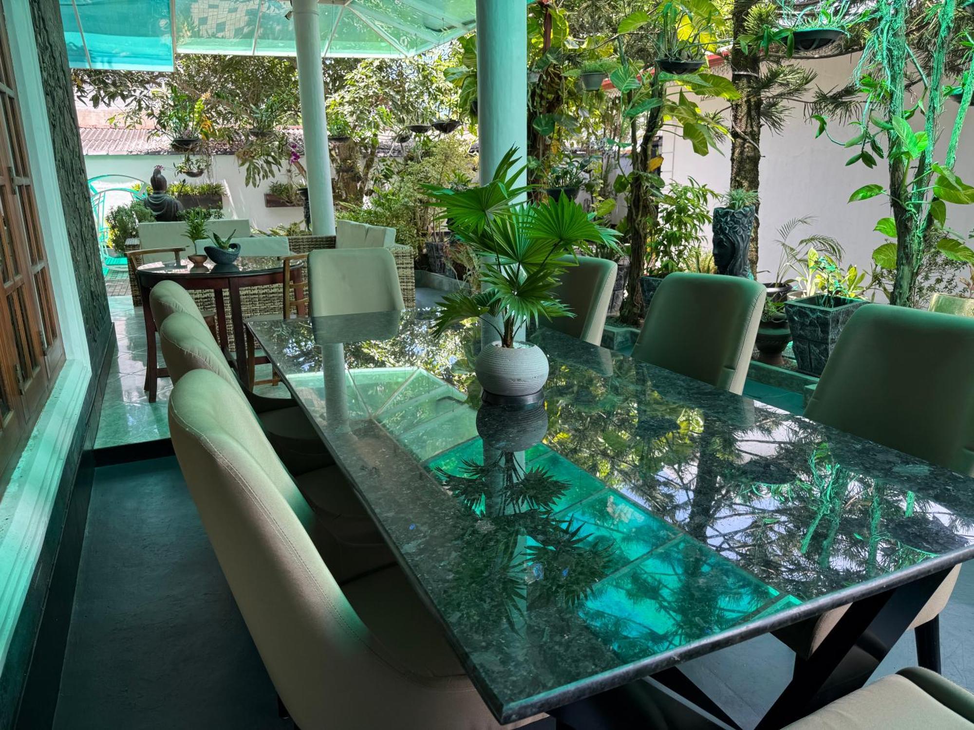 Avon Villa Хиккадува Экстерьер фото