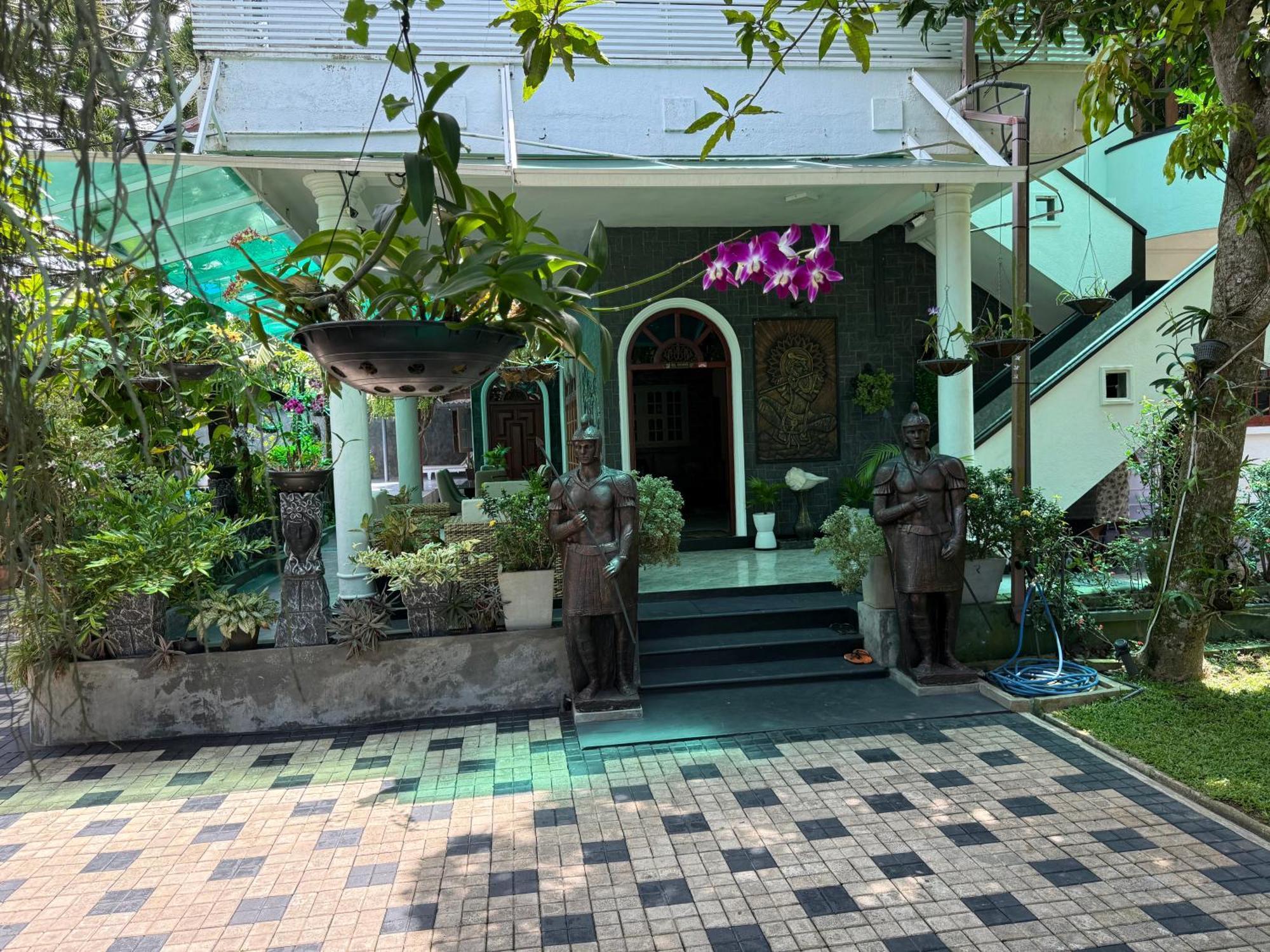 Avon Villa Хиккадува Экстерьер фото