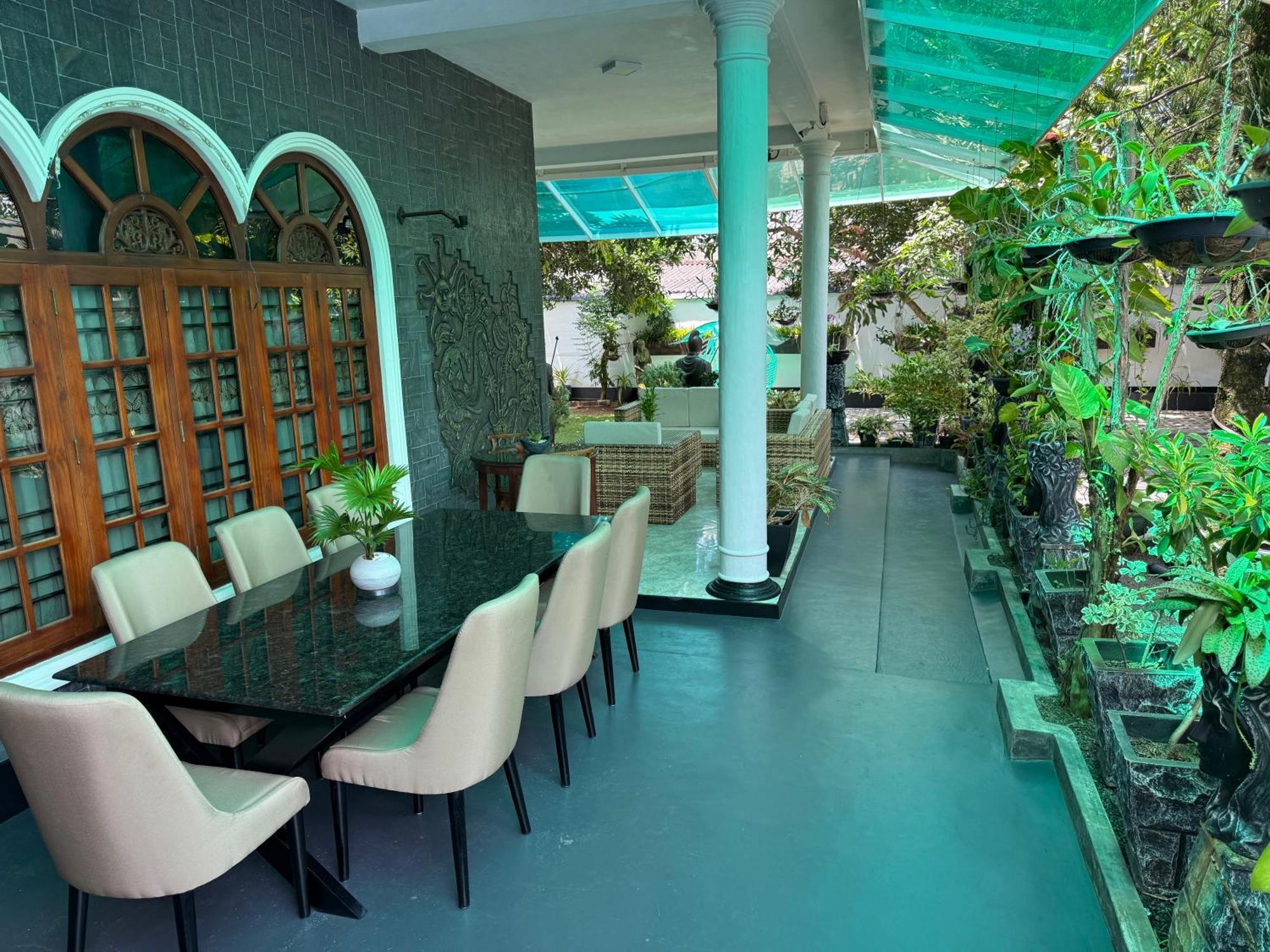 Avon Villa Хиккадува Экстерьер фото