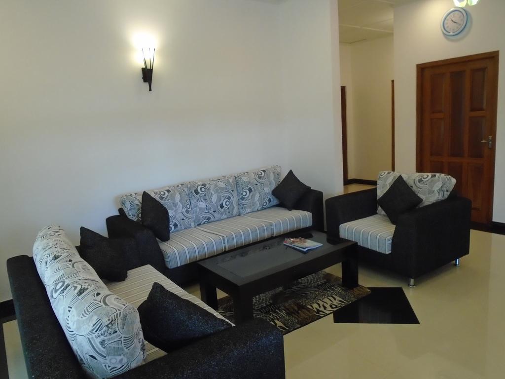 Avon Villa Хиккадува Экстерьер фото